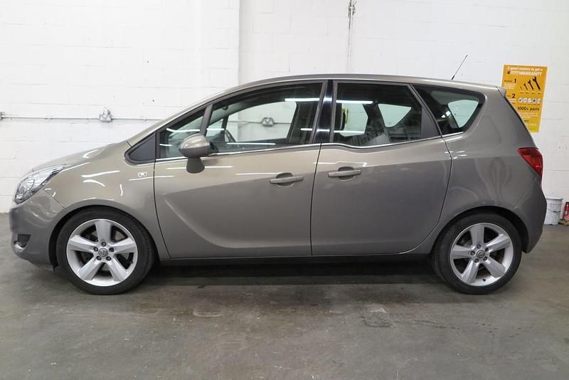 Used Vauxhall Meriva 2014 Brown MPV