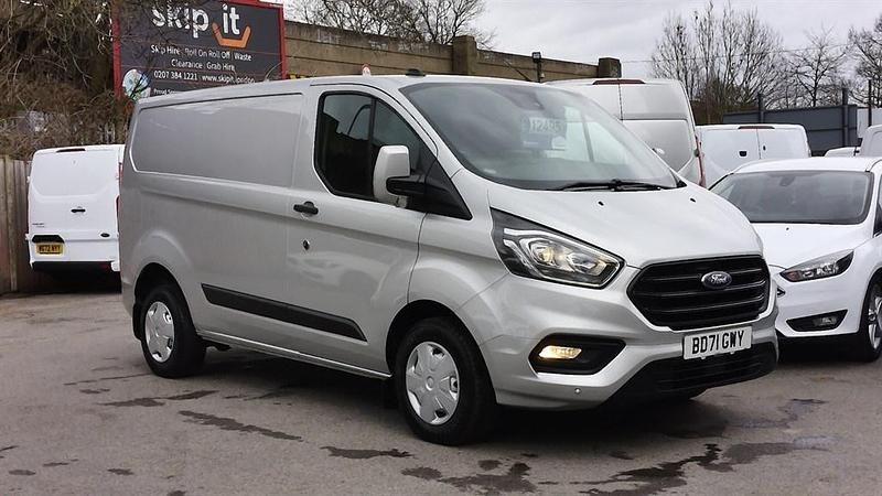 Used Ford Transit Custom Trend 105 HP (77 kW) 2022 Silver Van