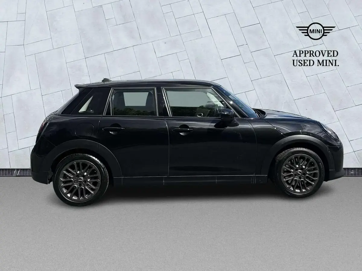 Used Mini Cooper S Hatch 201 HP (147 kW) 2025 Black Hatchback