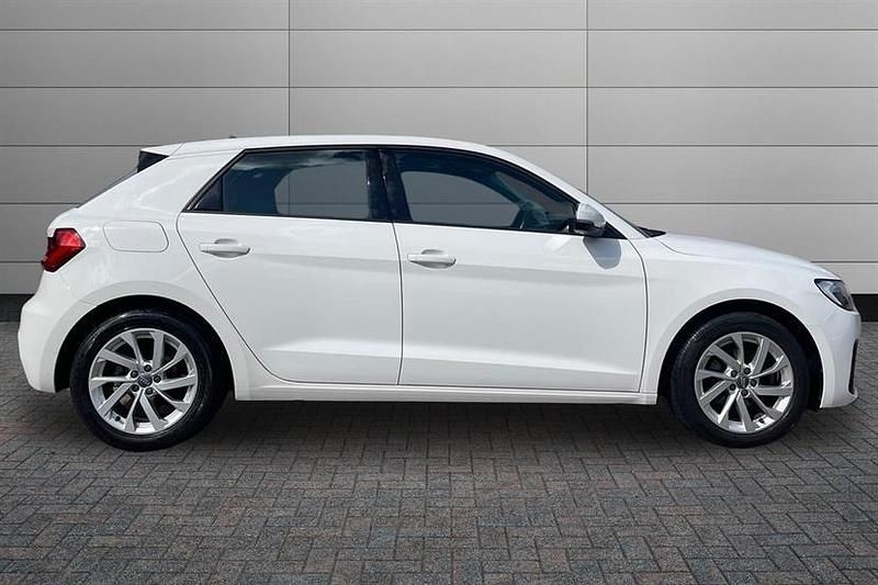 Used Audi A1 Sport 116 HP (85 kW) 2019 White SUV