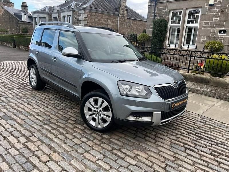 Used Skoda Yeti SE L 110 HP (80 kW) 2016 Grey SUV