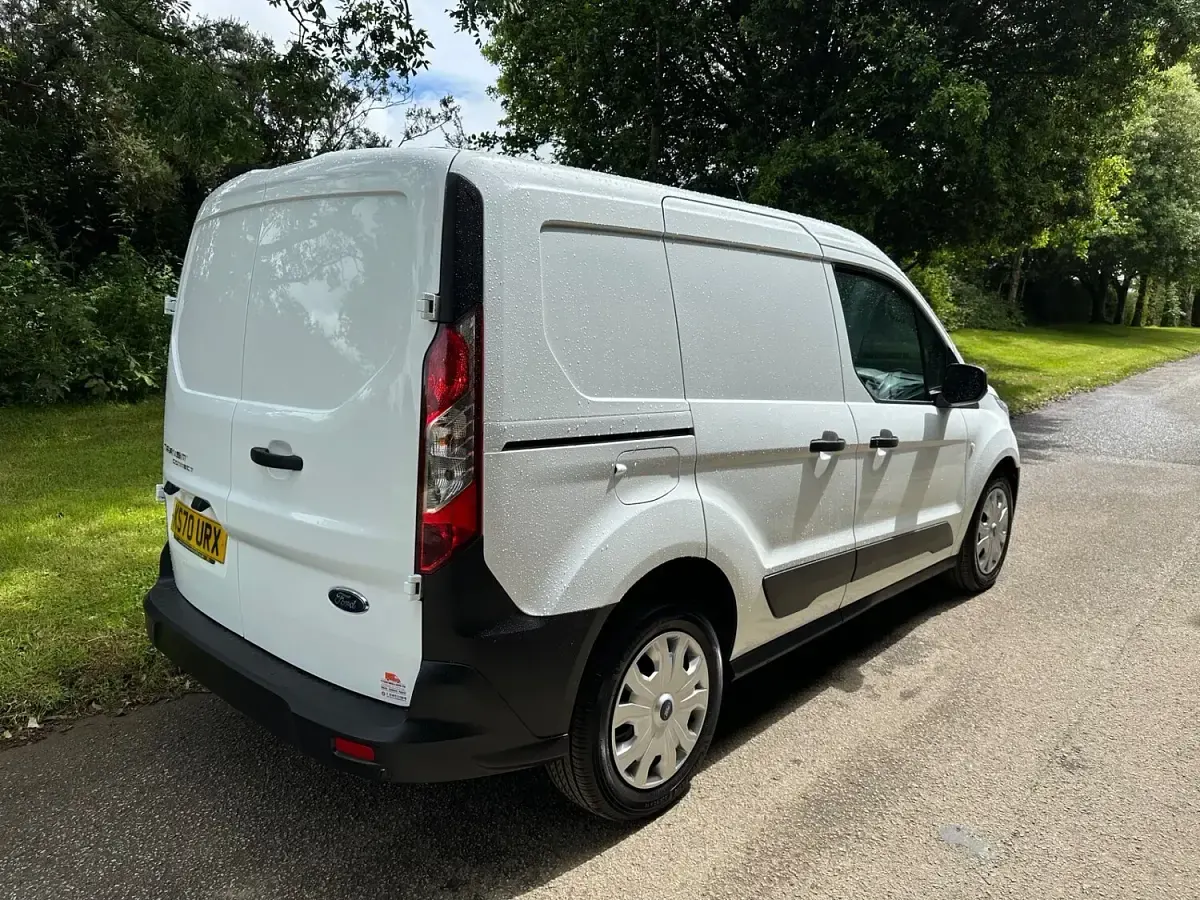Used Ford Transit Connect 100 HP (73 kW) 2020 White MPV