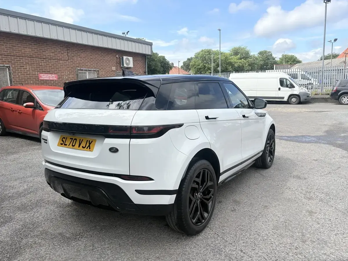 Used Land Rover Range Rover evoque SE Dynamic 2020 White SUV