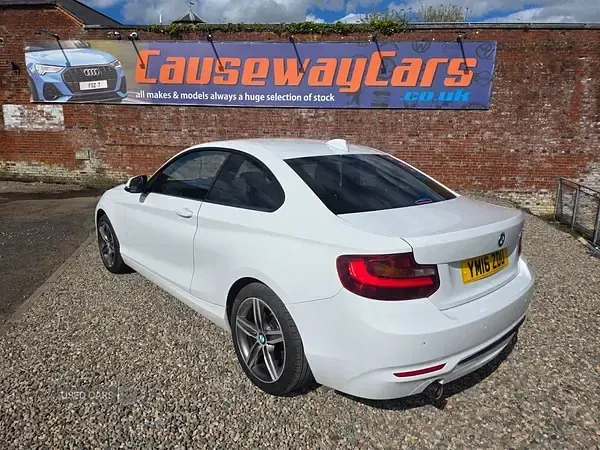 Used BMW 218 Sport Line 150 HP (110 kW) 2016 White Coupe