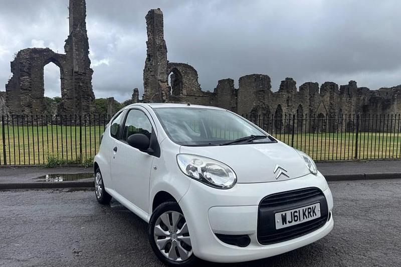 White Used 2011 Citroën C1 VTR Sport Hatchback | £2,699 (Fair price) - Image 1/1
