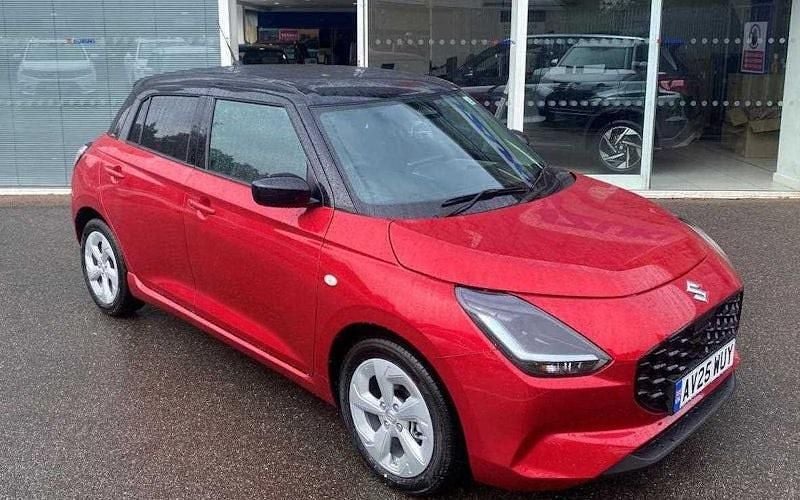 Used Suzuki Swift 82 HP (60 kW) 2025 White Hatchback