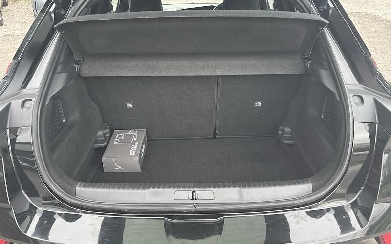 Used Vauxhall Mokka SRi 131 HP (96 kW) 2021 Black SUV