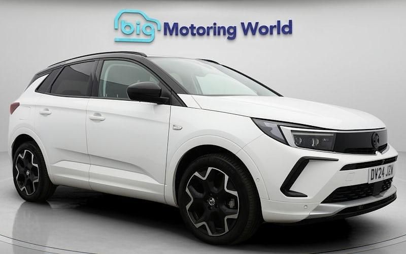 Used 2024 Vauxhall Grandland X Ultimate SUV | £21,700 (Good price) - Image 1/4
