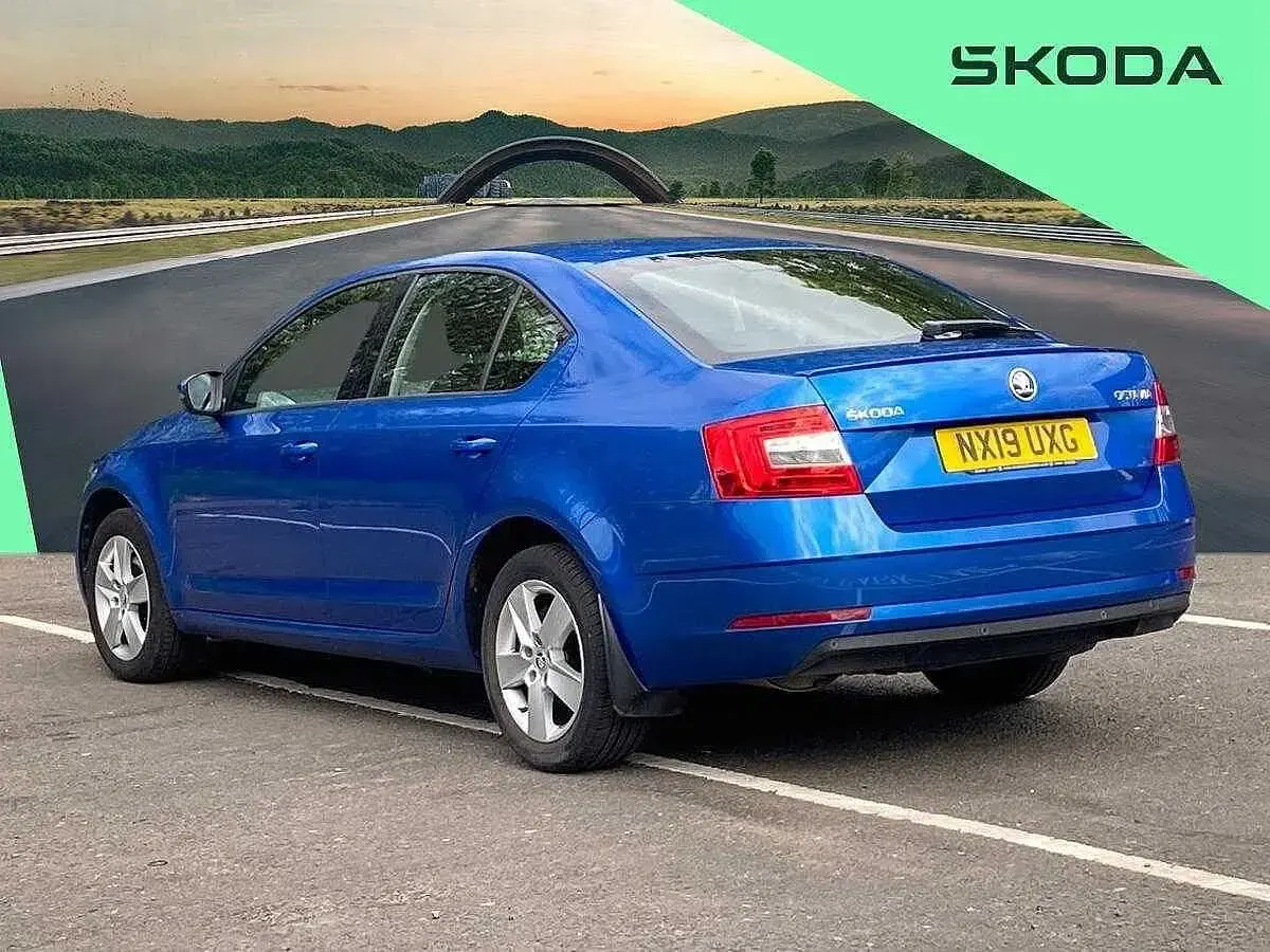 Usado Skoda Octavia SE Technology 150 CV (110 kW) 2019 Azul Utilitario
