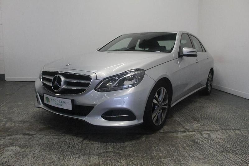 Begagnad Mercedes E250 SE 2013 Silver Sedan