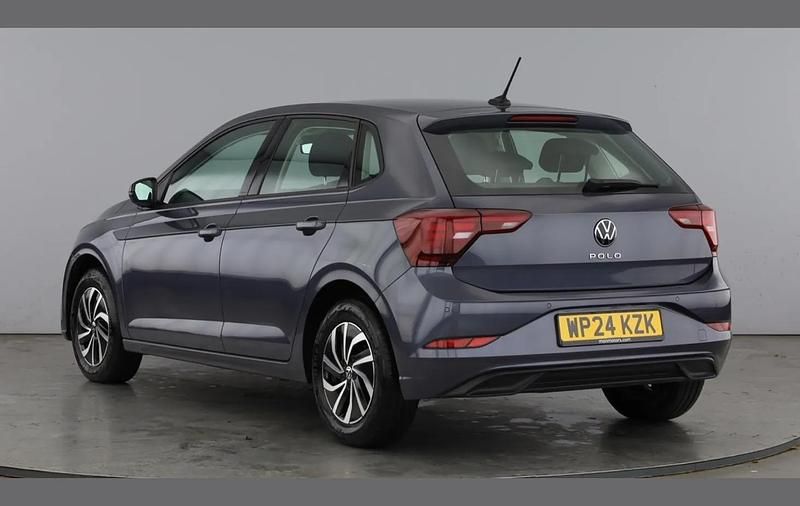 Used VW Polo Life 95 HP (69 kW) 2024 Grey Hatchback
