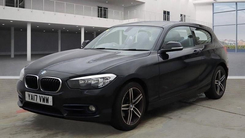Used BMW 118 Sport Line 2017 Black Hatchback