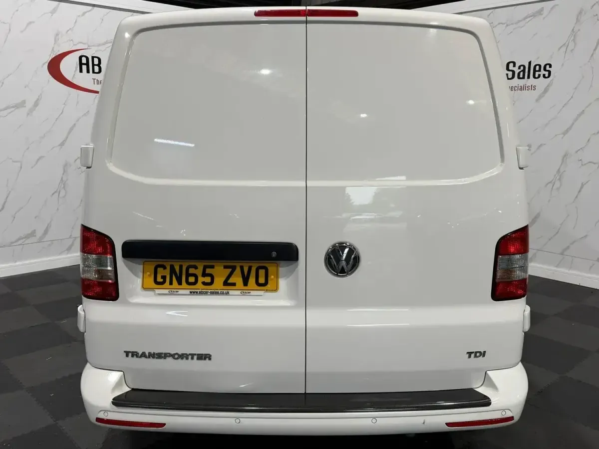 Usado VW Transporter Trendline 102 CV (75 kW) 2015 Blanco Van