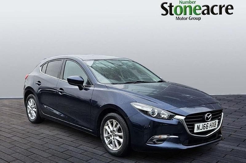 Used Mazda 3 120 HP (88 kW) 2016 Blue Hatchback