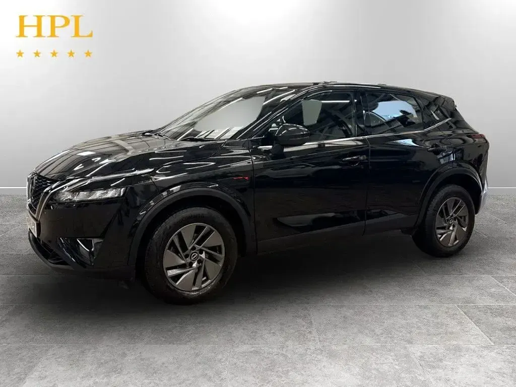 Used Nissan Qashqai Acenta Premium 140 HP (102 kW) 2024 Black SUV