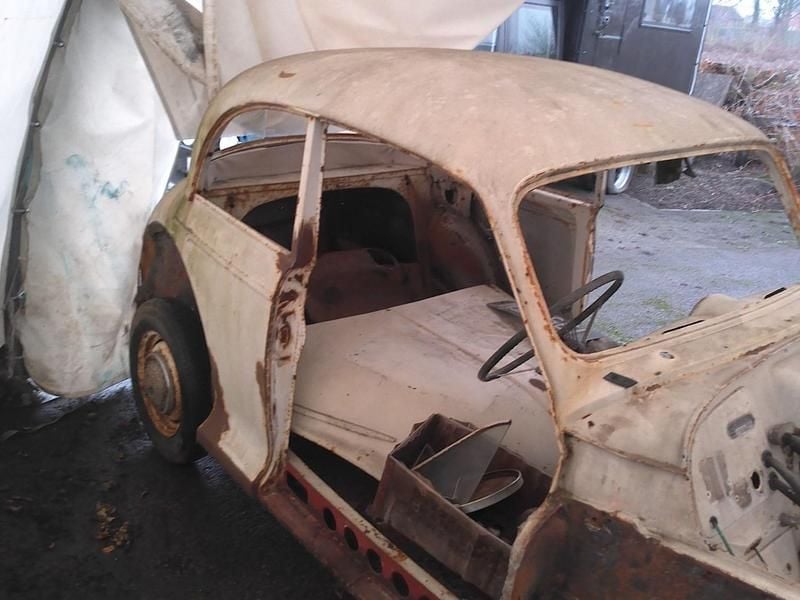 Used Morris Minor 1964 Cream Sedan
