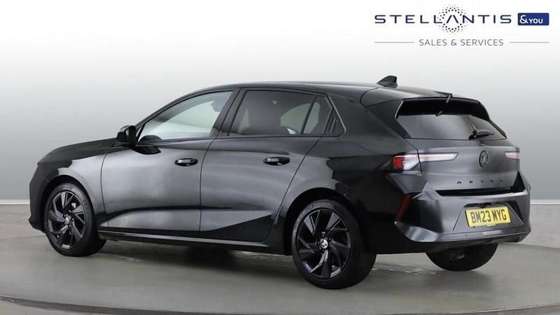 Used Vauxhall Astra S 128 HP (94 kW) 2023 Black Hatchback