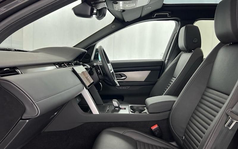 Used Land Rover Discovery Sport SE Dynamic 269 HP (197 kW) 2024 SUV