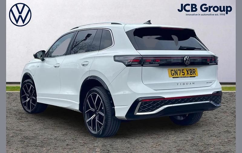 Used VW Tiguan R-line 272 HP (200 kW) 2025 White SUV