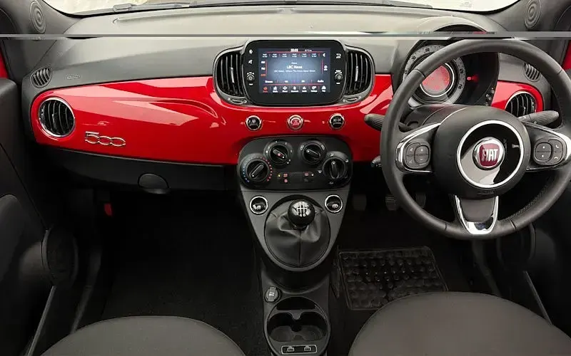 Used Fiat 500 69 HP (50 kW) 2024 Red Hatchback