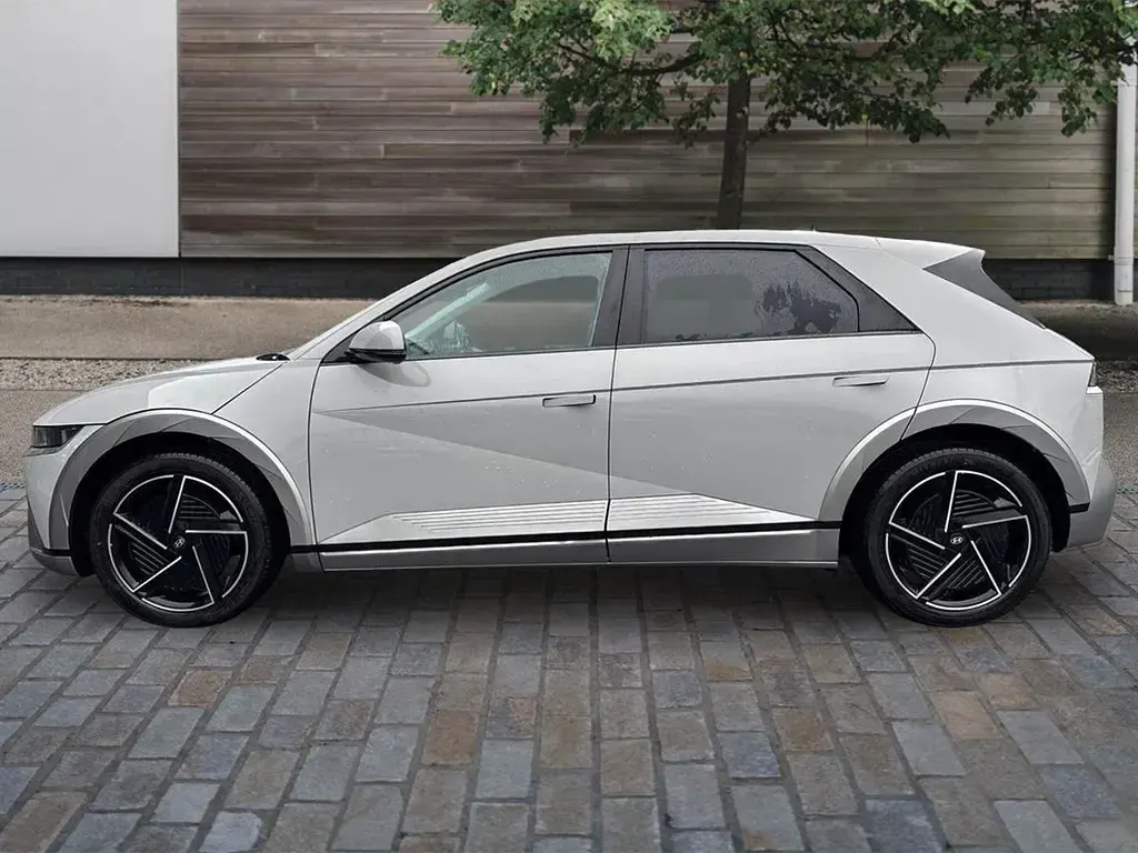 Used Hyundai Ioniq Ultimate 167 kW (228 HP) 2025 Grey Hatchback