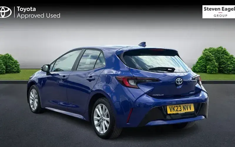 Used Toyota Corolla 140 HP (102 kW) 2026 Hatchback