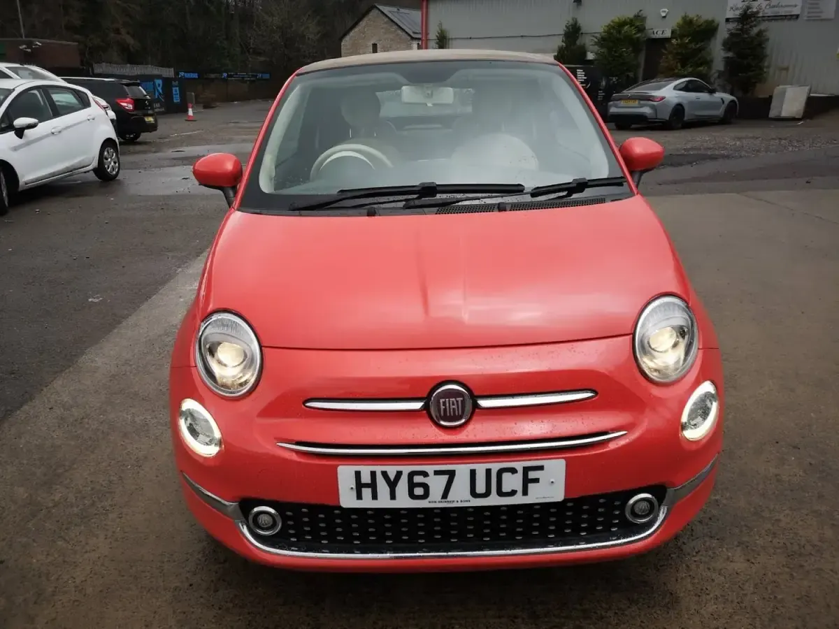 Usado Fiat 500C Lounge 69 CV (50 kW) 2017 Rosa Descapotable