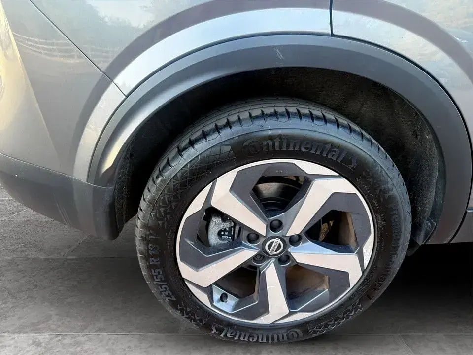 Used Nissan Qashqai N-Connecta 140 HP (102 kW) 2022 Grey SUV