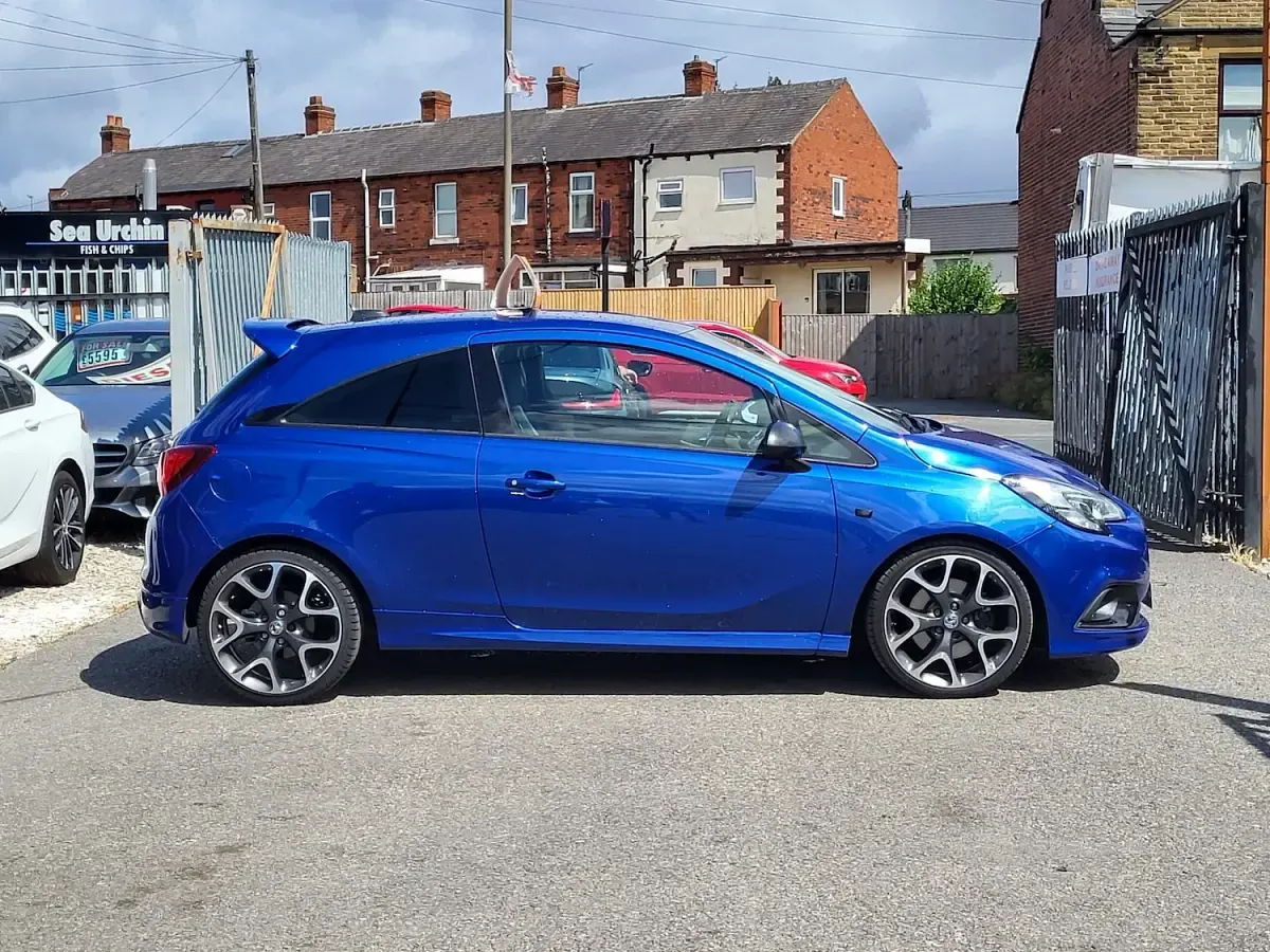 Used Vauxhall Corsa 205 HP (150 kW) 2016 Blue Hatchback