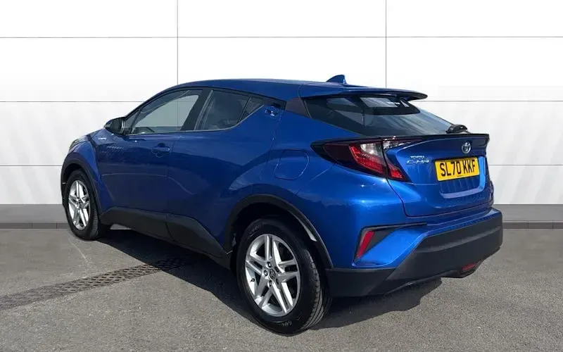Used Toyota C-HR 122 HP (89 kW) 2023 SUV