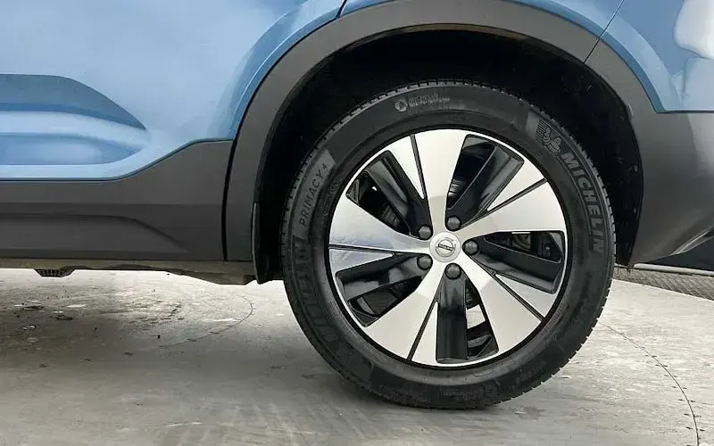 Usado Volvo XC40 Plus 211 HP (155 kW) 2023 SUV