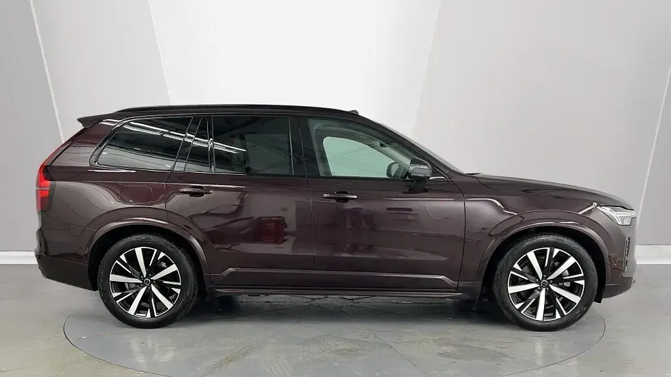 Used Volvo XC90 Plus 455 HP (334 kW) 2025 Red SUV