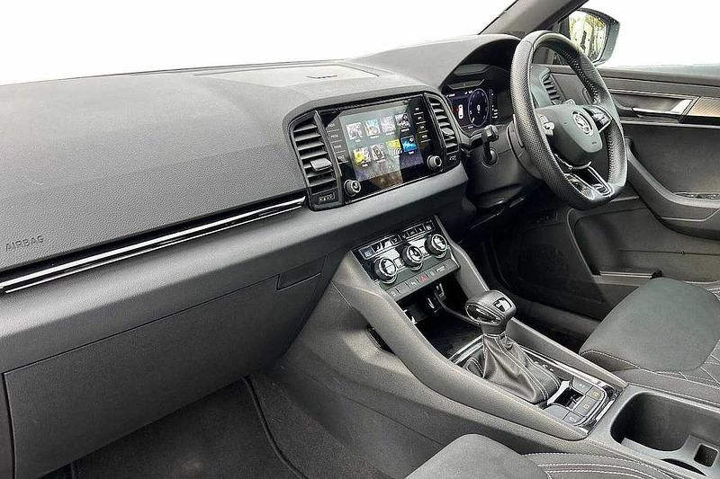 Used Skoda Karoq SportLine 110 HP (80 kW) 2022 Black magic pearl effect SUV