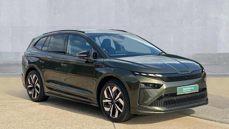 Olive green metallic New 2025 Skoda Enyaq iV SportLine SUV | £36,990 (Fair price) - Image 1/4