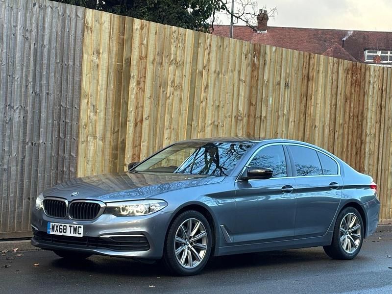 Used BMW 520 Comfort Edition 2018 Blue Sedan