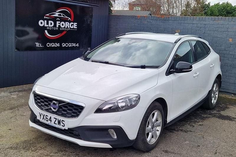 Used Volvo V40 CC SE 115 HP (84 kW) 2014 Estate