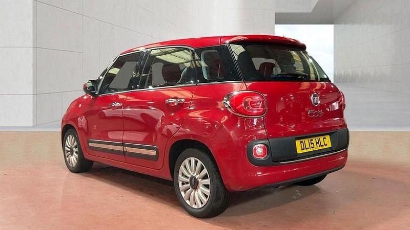 Used Fiat 500L Pop Star 85 HP (62 kW) 2015 Red MPV