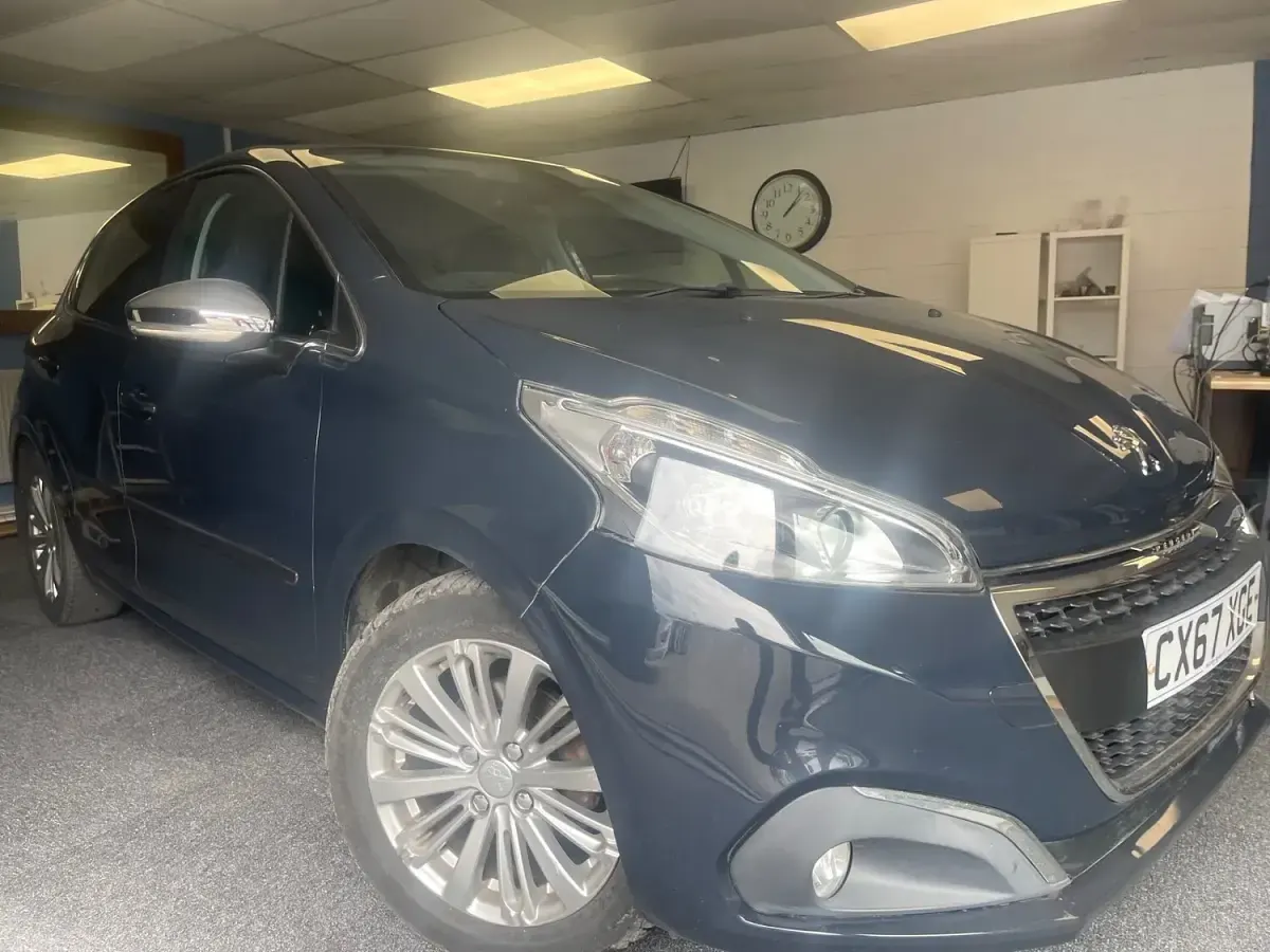 Used Peugeot 208 Allure 2018 Grey Hatchback