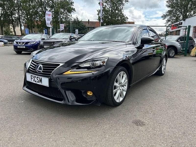 Used Lexus IS300h Executive Line 223 HP (164 kW) 2014 Black Sedan
