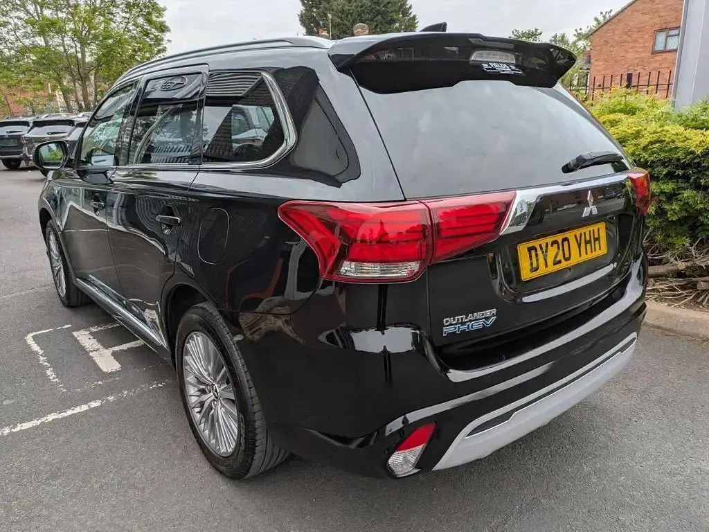 Used Mitsubishi Outlander P-HEV 2020 Black SUV
