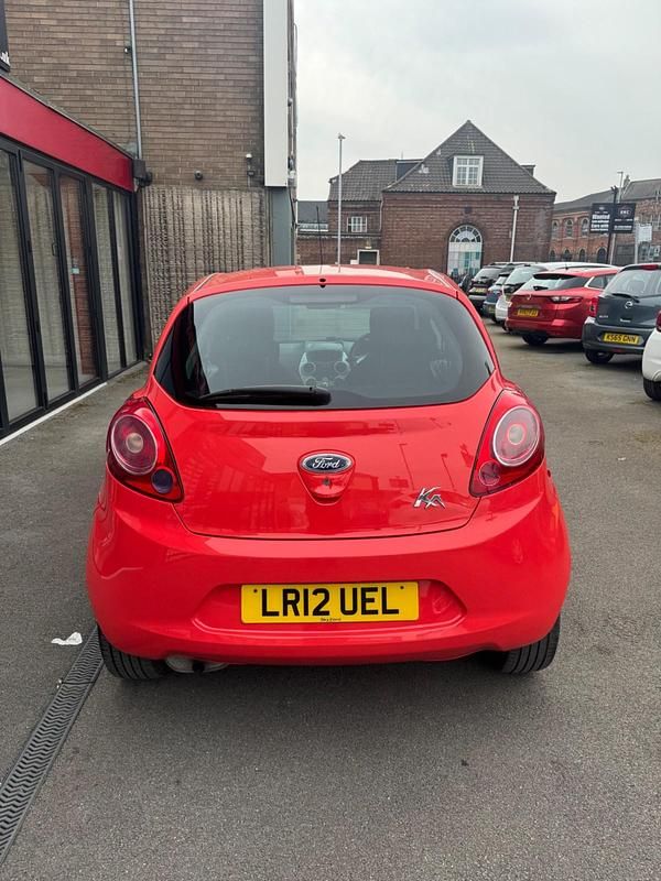 Used Ford Ka Zetec 69 HP (50 kW) 2012 Red Hatchback
