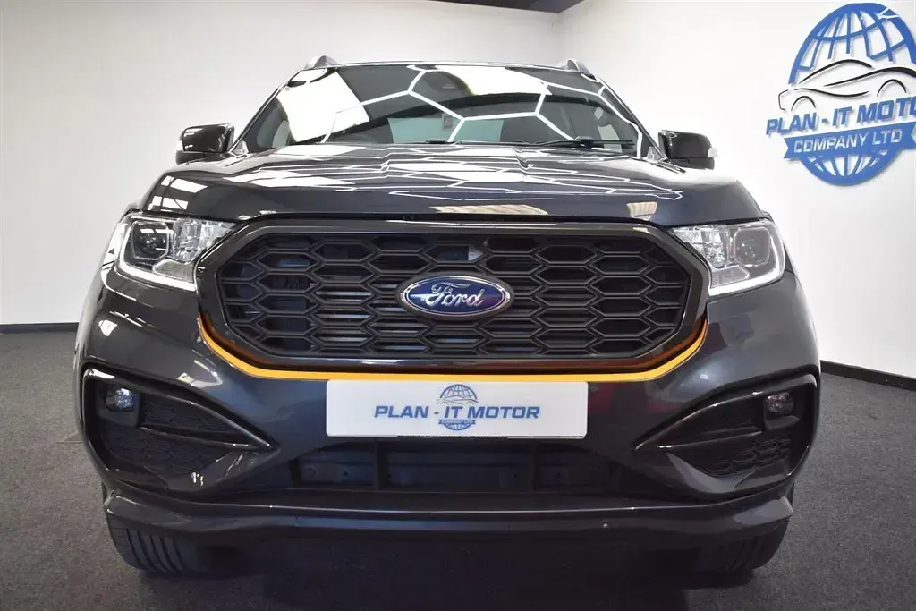 Begagnad Ford Ranger Wildtrack 2022 Grå Pickup