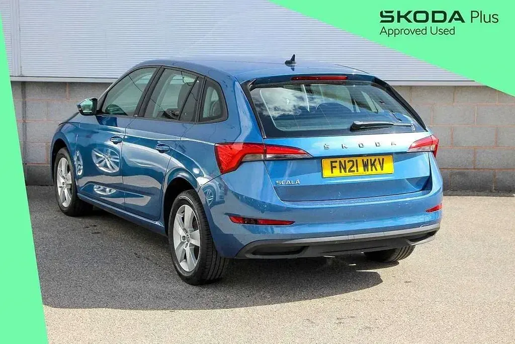 Used Skoda Scala SE 95 HP (69 kW) 2021 Blue Hatchback
