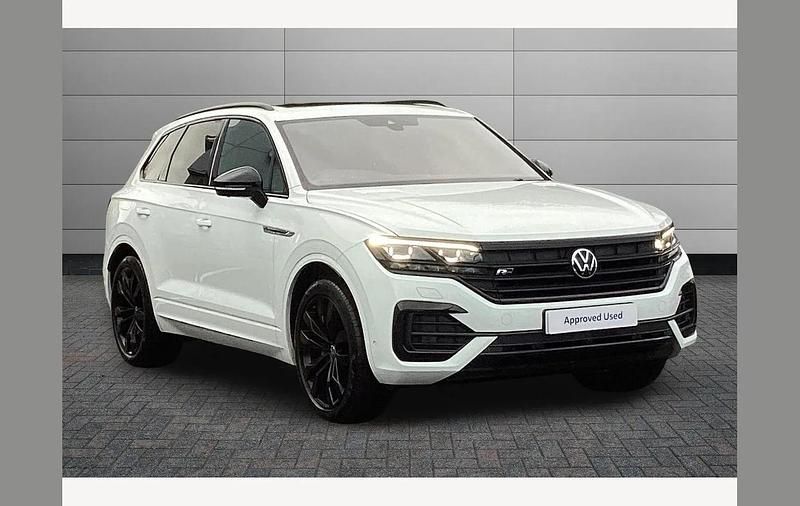 White Used 2021 VW Touareg Black Edition SUV | £36,195 (Good price) - Image 1/3
