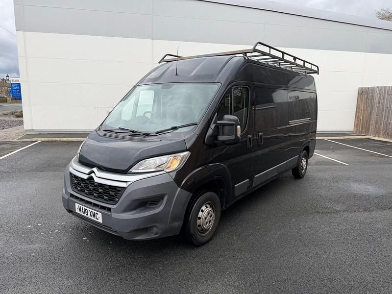Used Citroën Relay 130 HP (95 kW) 2018 Black Van