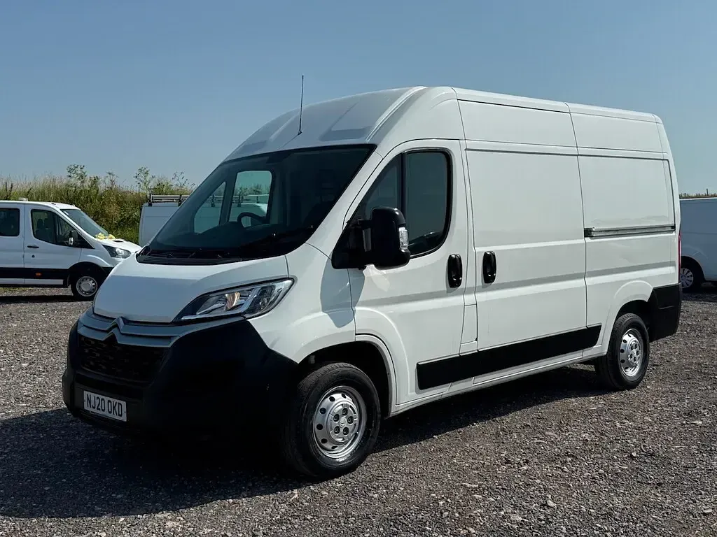 Used Citroën Relay 140 HP (102 kW) 2020 White Van