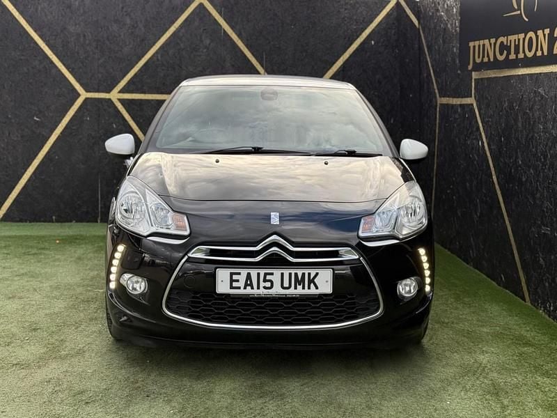 Usado Citroën DS3 PureTech 110 HP (80 kW) 2015 Preto Citadino