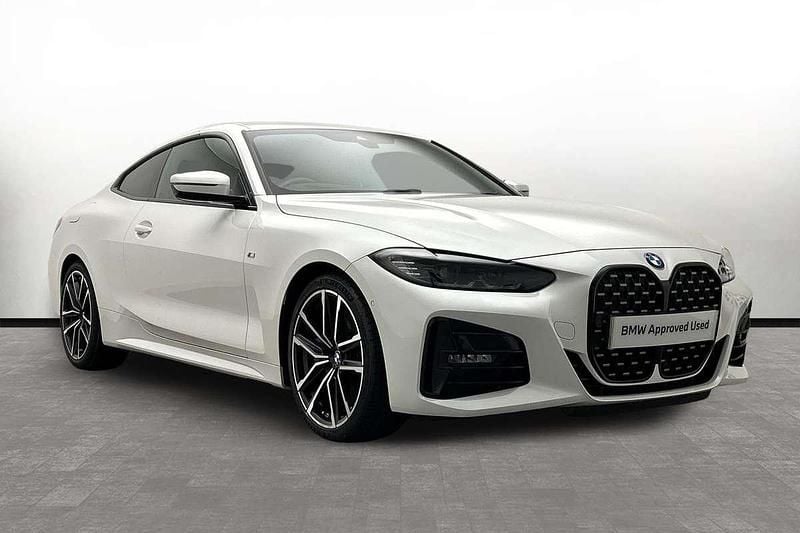 White Used 2020 BMW 420 M Sport Coupe | £27,750 (Expensive) - Image 1/3