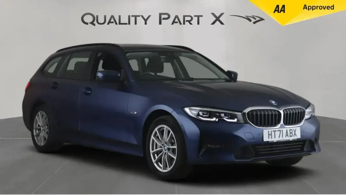 Used BMW 330e 2022 Blue Estate
