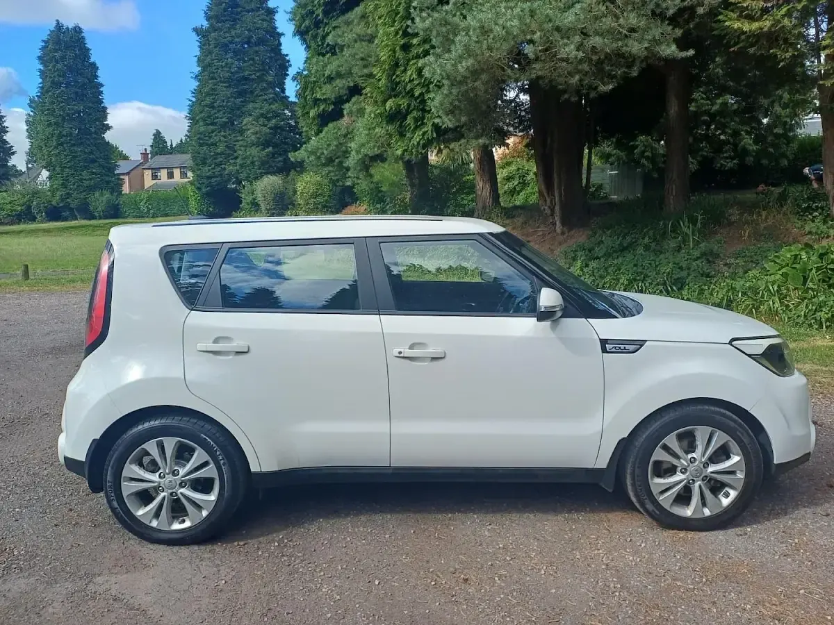 Used Kia Soul Plus 134 HP (98 kW) 2016 White SUV